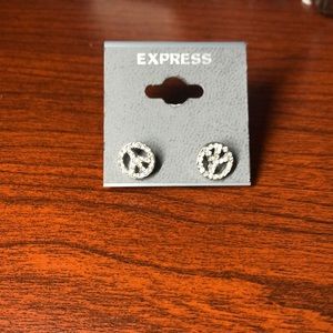 EXPRESS Peace earrings